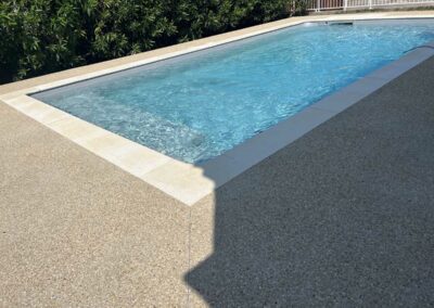 Plage-Piscine-Desactive-Montelimar